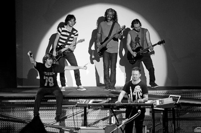 Vale conferir este trabalho... Ouvir e conhecer...