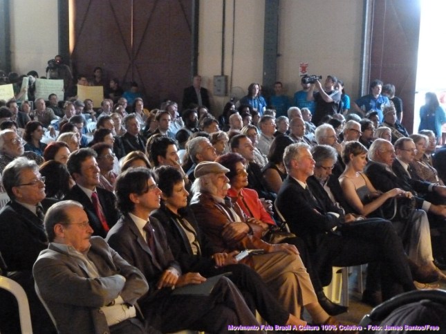 P1100879 (Cópia)302