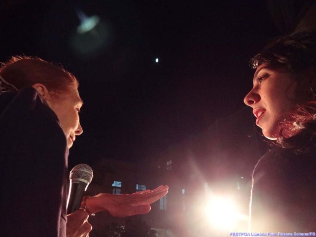 lá no céu há uma lua... Marina e Maria