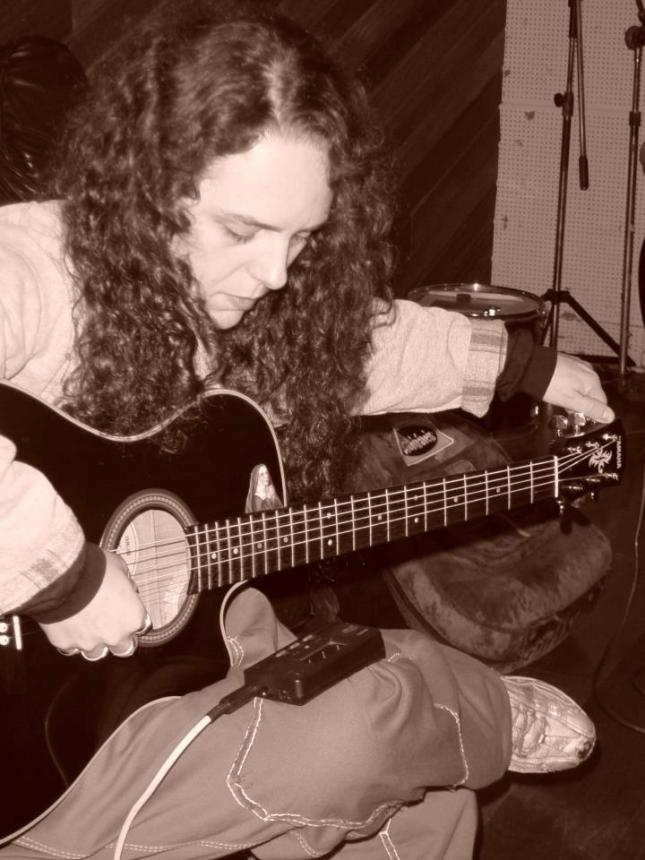 Luciana Costa - Ft: Div. Arq. Artista